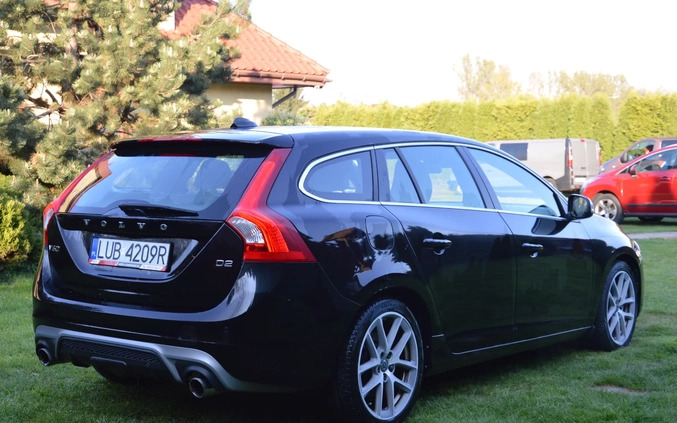Volvo V60 cena 47900 przebieg: 219141, rok produkcji 2016 z Świdnica małe 497